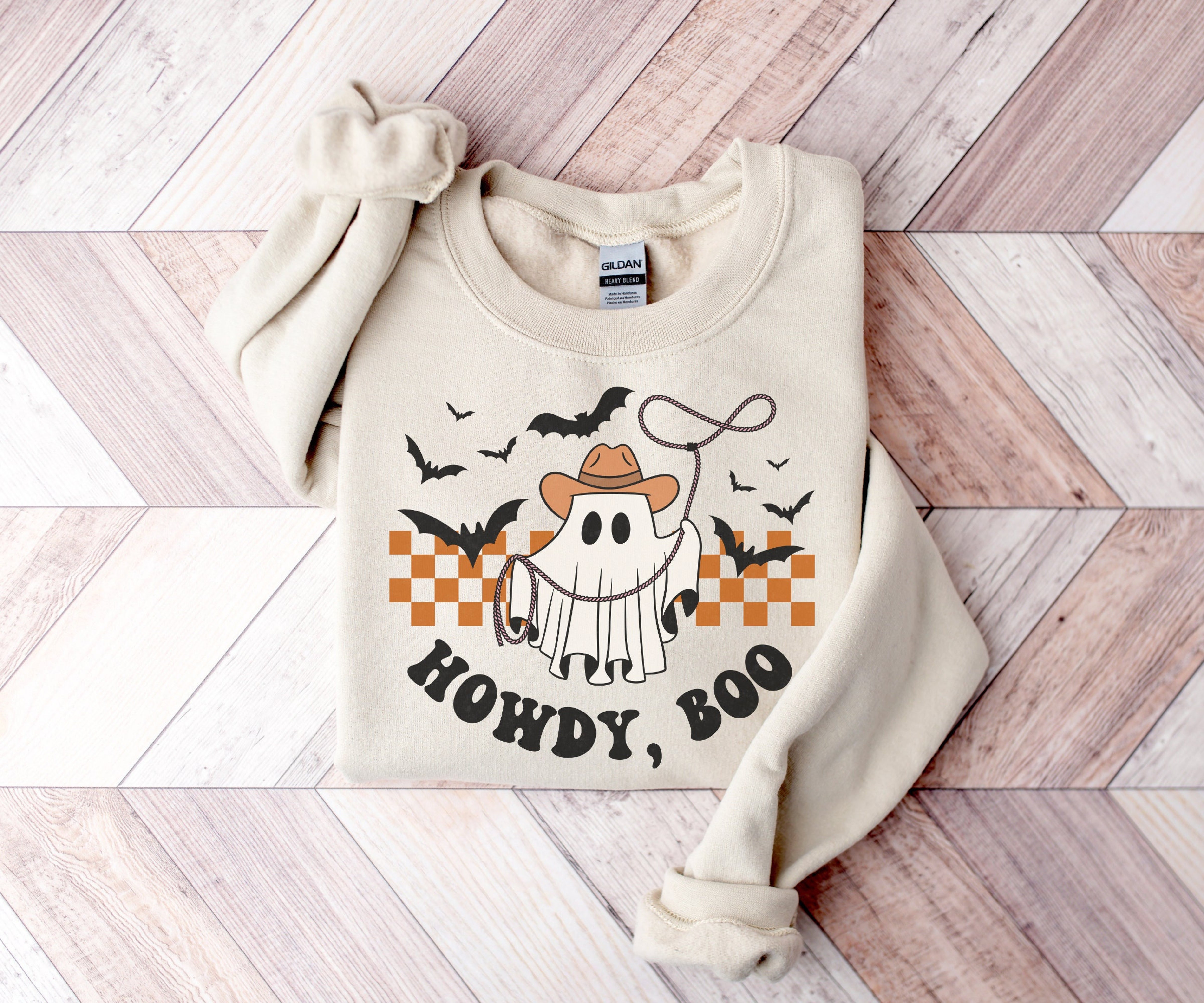 Howdy Boo, Retro Ghost Sweatshirt, Retro Halloween Sweater Gift, Spooky Season Sweatshirt, Cowboy Ghost Crewneck, Vintage Oversized Pullover