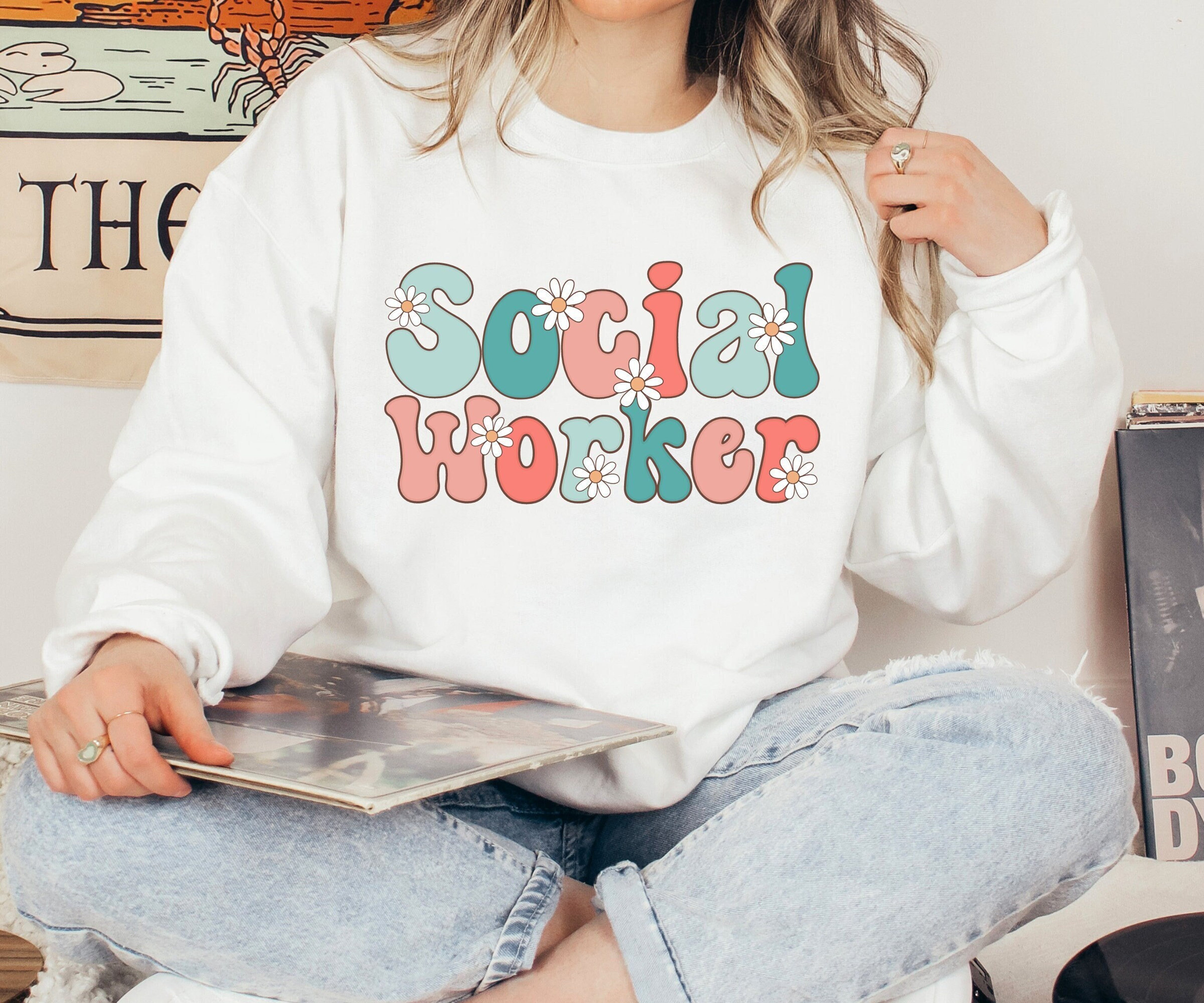 Retro Social Worker Sweatshirt, Groovy Social Work Sweater, Oversized Crewneck, MSW Sweater, Graduation Gift for MSW, Gift for Social Worker