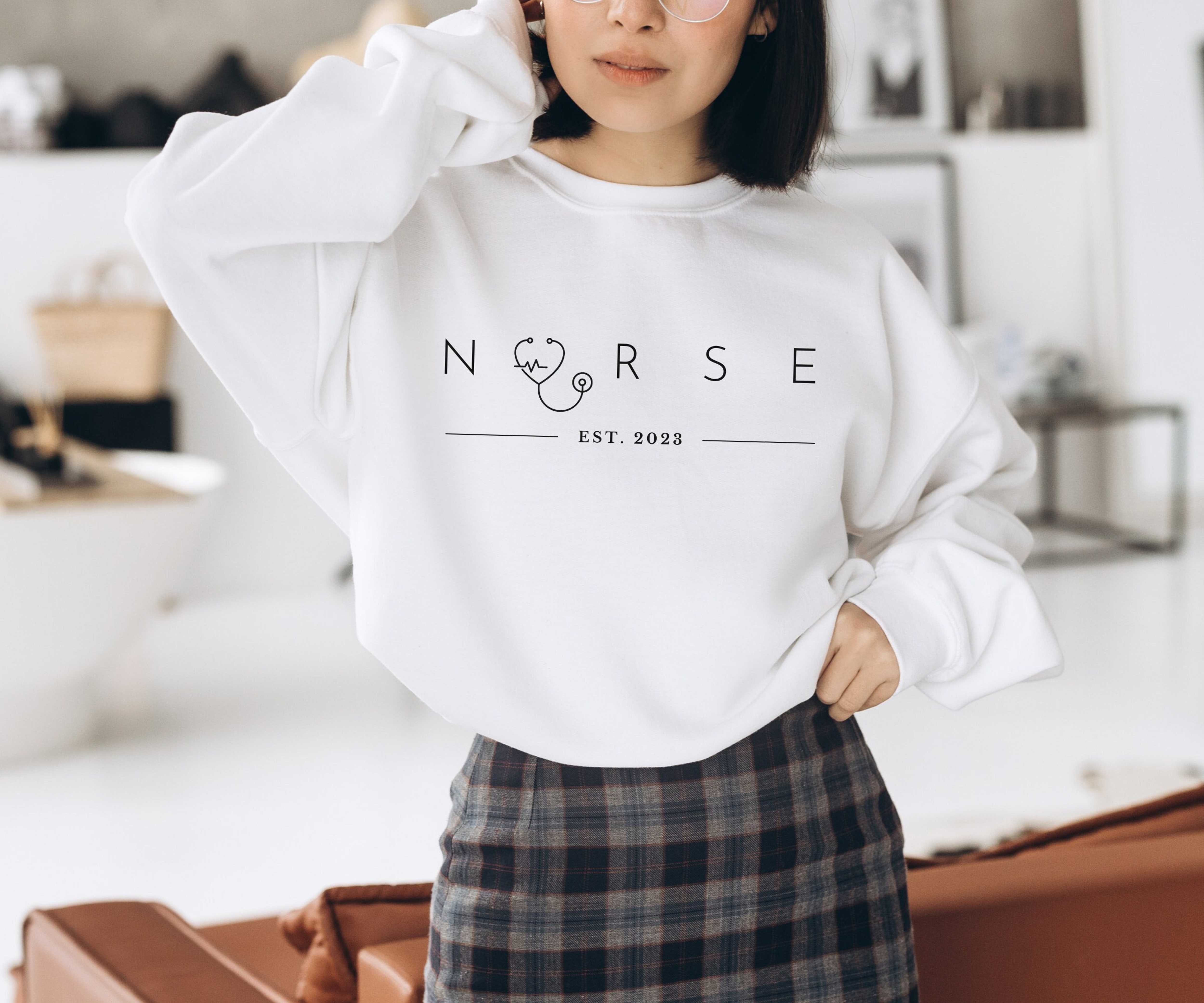 Minimalist Nurse Sweatshirt, Sweatshirt for Nurse, Student Nurse Sweatshirt, Gift for Nurse, Personalized Nurse Sweatshirt, Nurse Gift