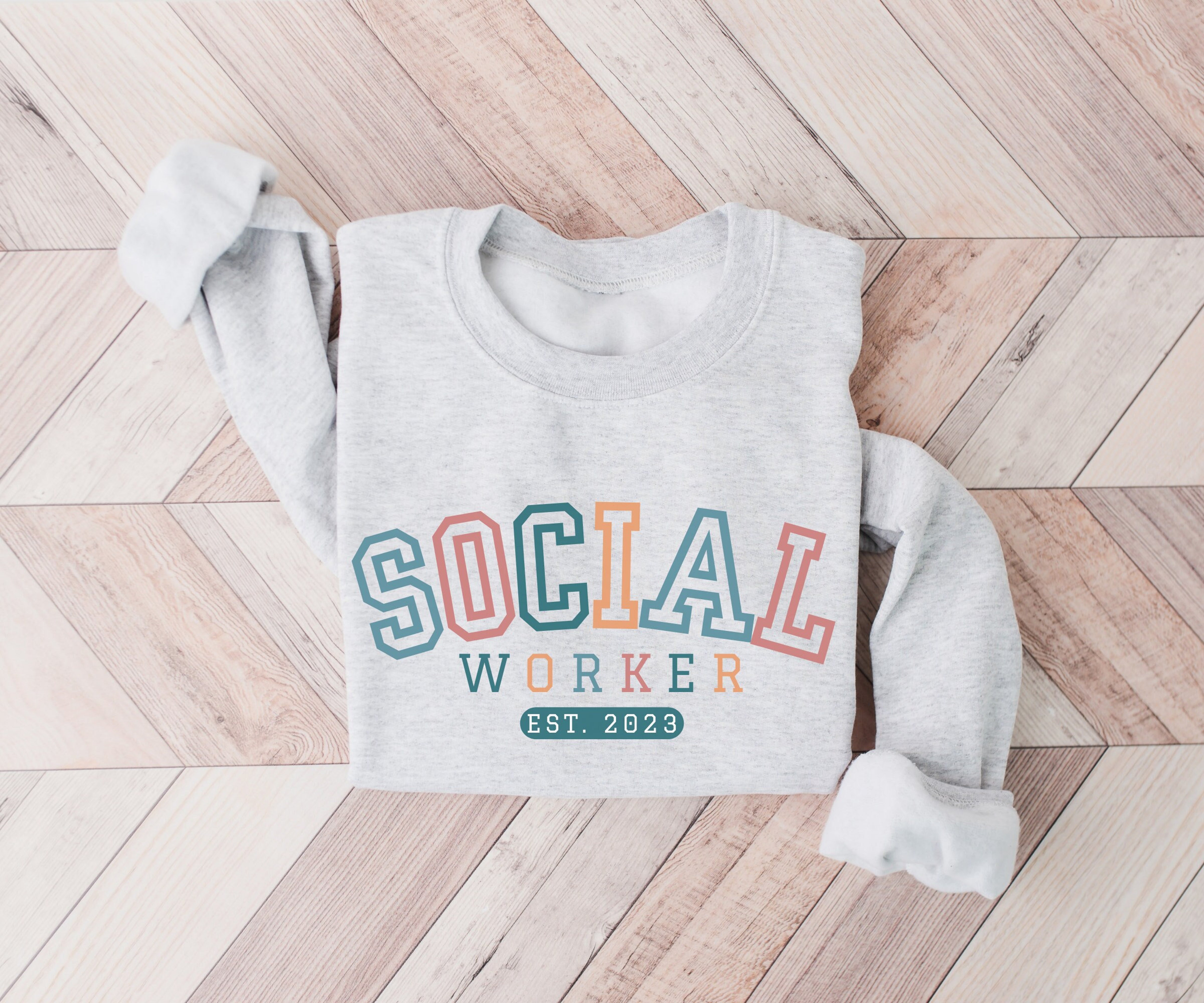 Personalized Social Worker Sweatshirt, Custom Year Sweater, Customized Social Worker Gift, Graduation Gift for New Social Worker, MSW Gift