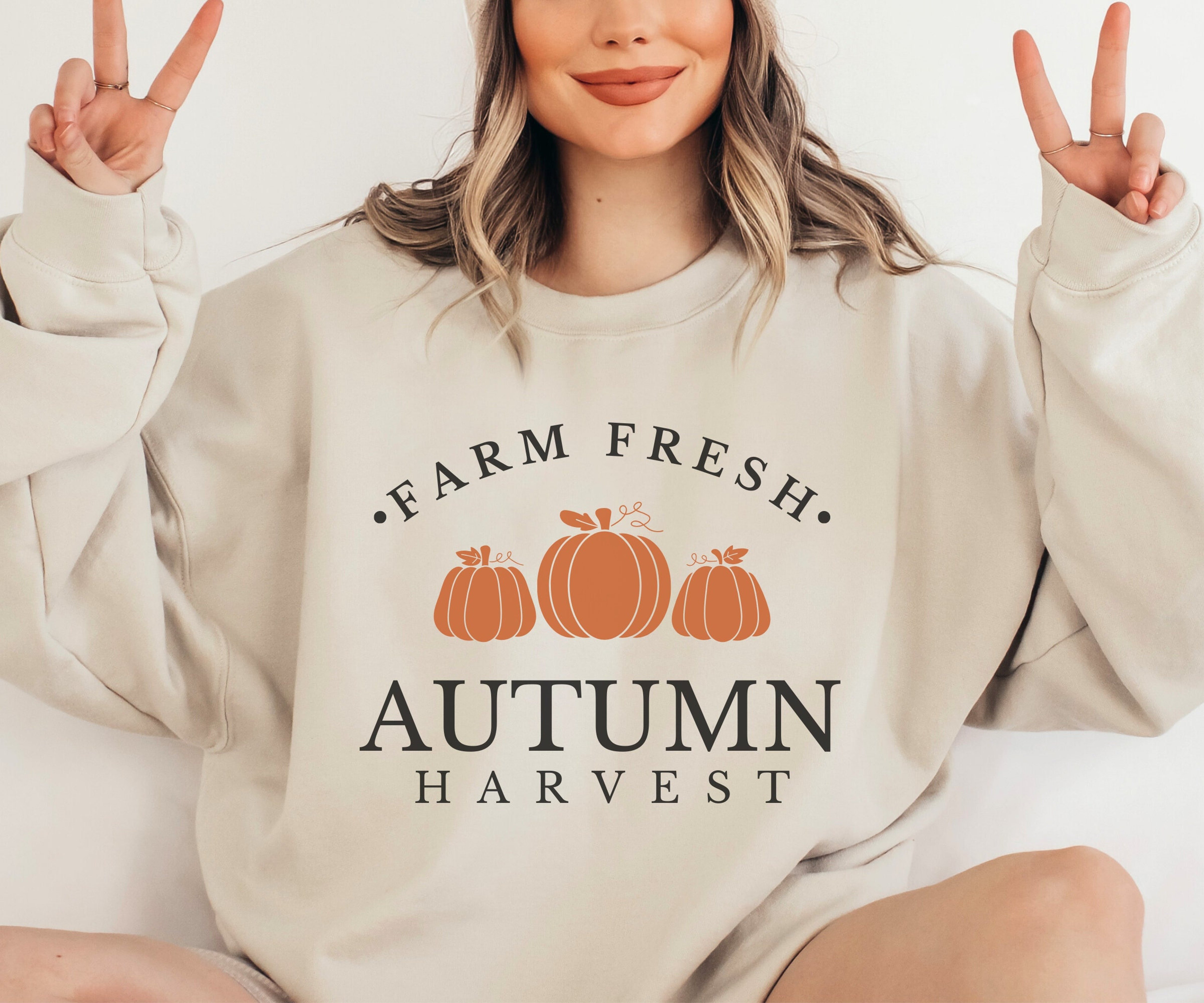 Farm Fresh Autumn Harvest, Cute Pumpkin Patch Sweatshirt, Fall Pumpkin Sweater, Cute Fall Sweatshirt, Oversized Fall Crewneck, Autumn Gift