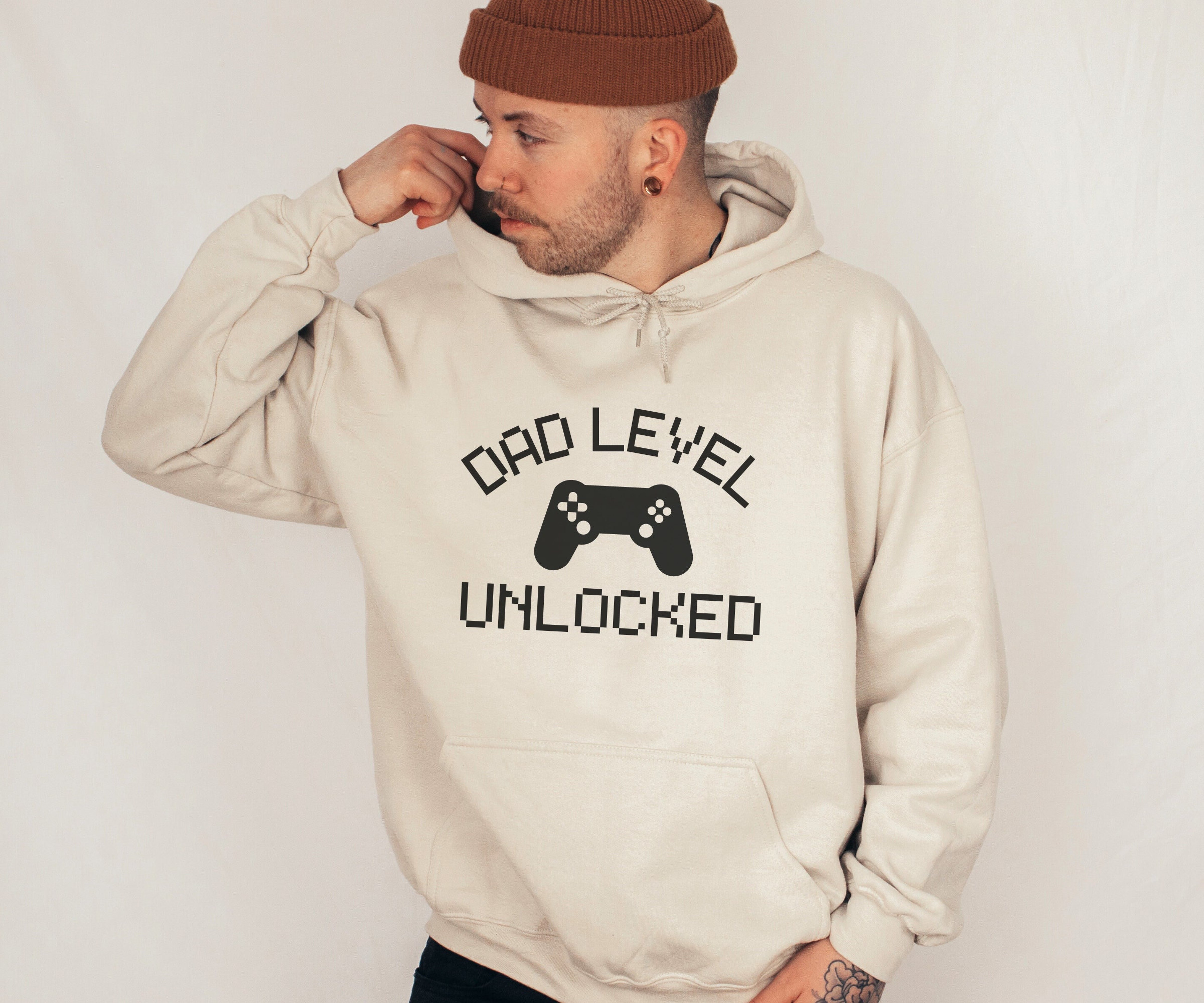 Dad Level Unlocked Sweatshirt, New Dad Sweater, Gamer Dad Hoodie, Gift for New Father, Gaming Dad Gift, Father&#39;s Day Gift, Dad Announcement