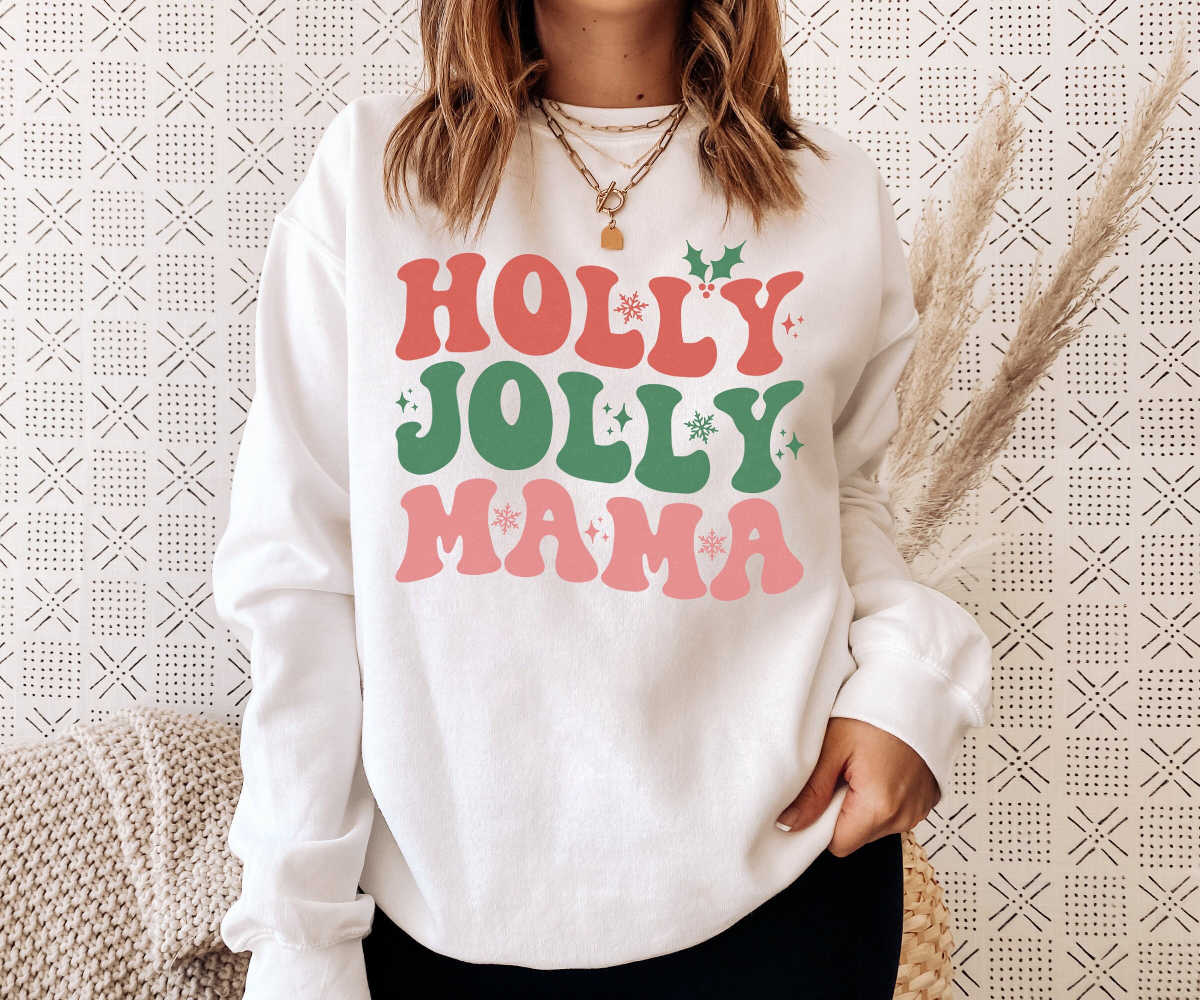 Holly Jolly Mama Sweatshirt, Mom Christmas Sweatshirt, Holly Jolly Mama Sweater, Retro Christmas Sweater for Women, Vintage Xmas Sweater