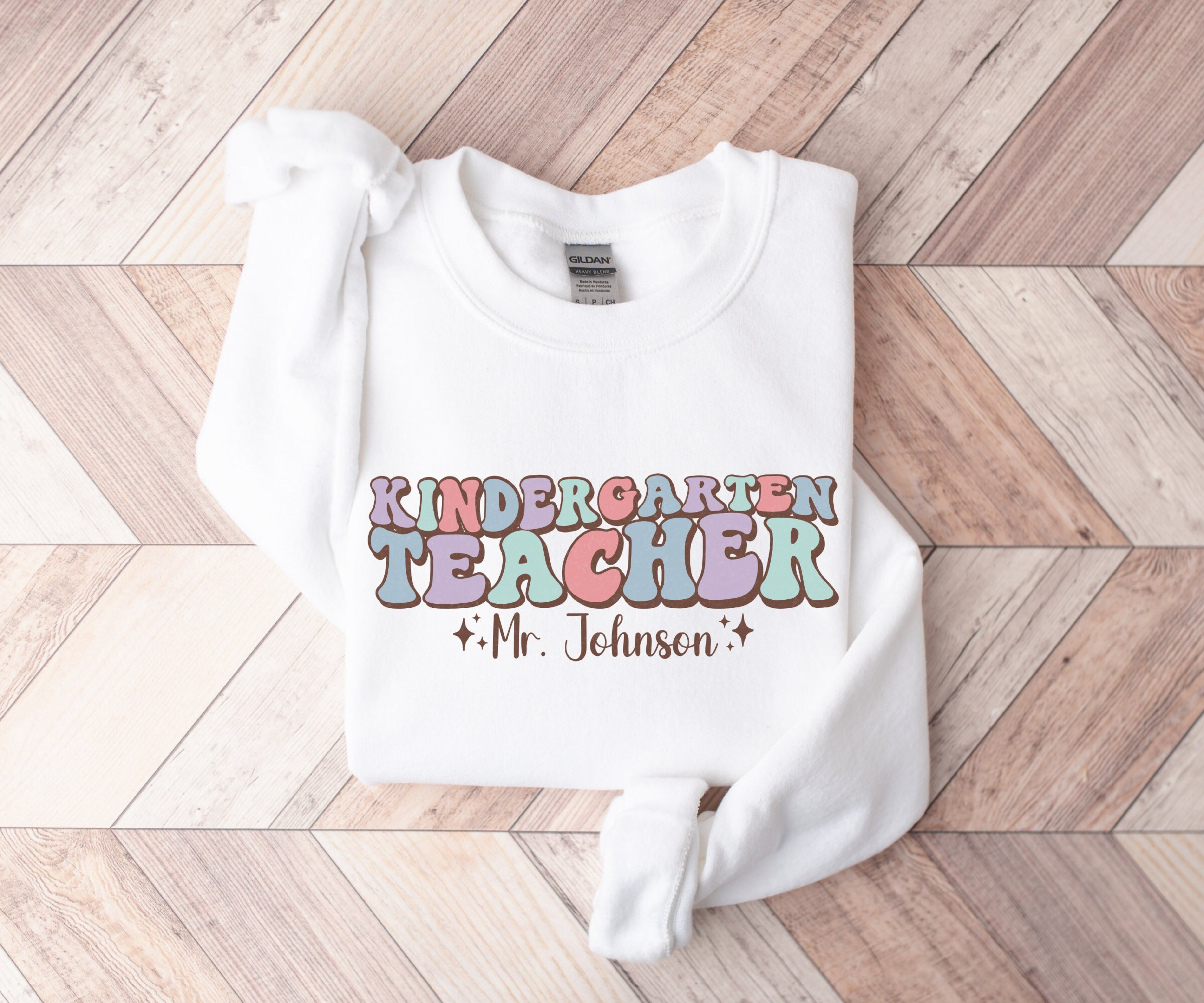 Retro Kindergarten Teacher Sweatshirt with Custom Name, Custom Teacher Sweater, Personalized Kindergarten Teacher, Kindergarten Teacher Gift