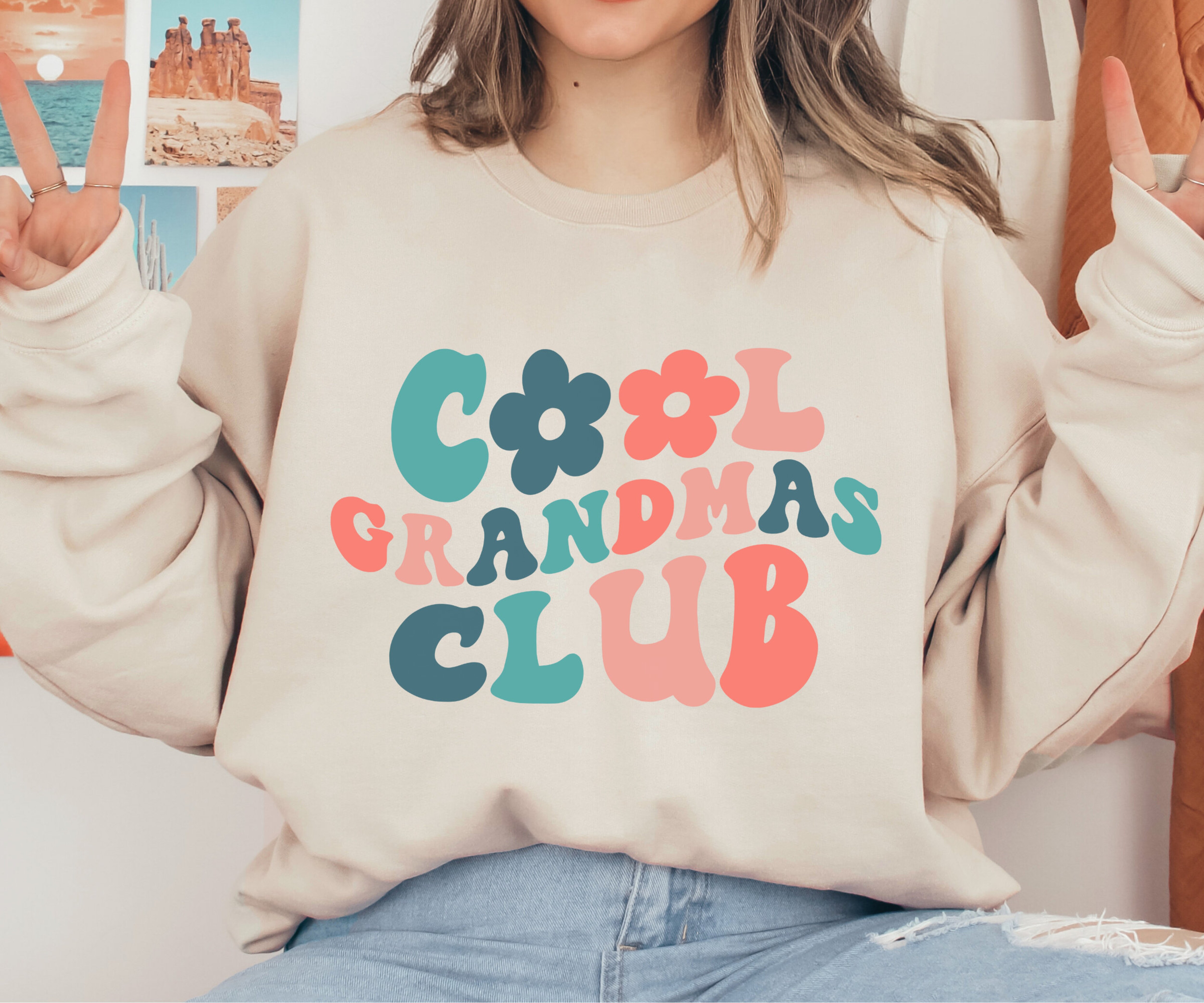 Cool Grandmas Club Sweatshirt, Retro Grandma Sweater, New Grandma Crewneck, Cute Gift for Grandma, Grandma Announcement, Nana Sweatshirt