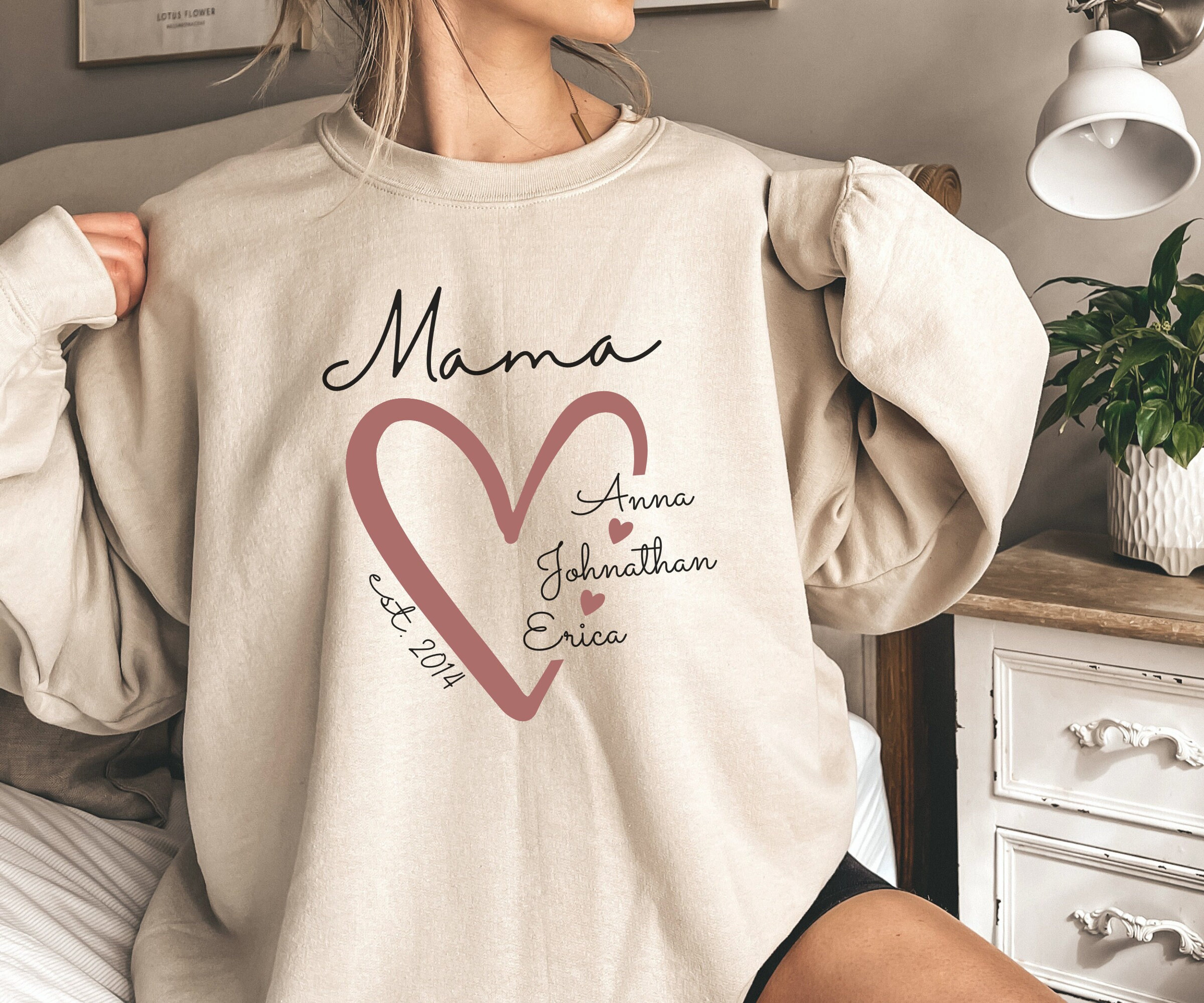 Mama Personalized Sweatshirt with Kids Names, Custom Names Mom Sweatshirt, Custom Mom Sweater, Personalized Mom Hoodie, Custom Gift for Mom