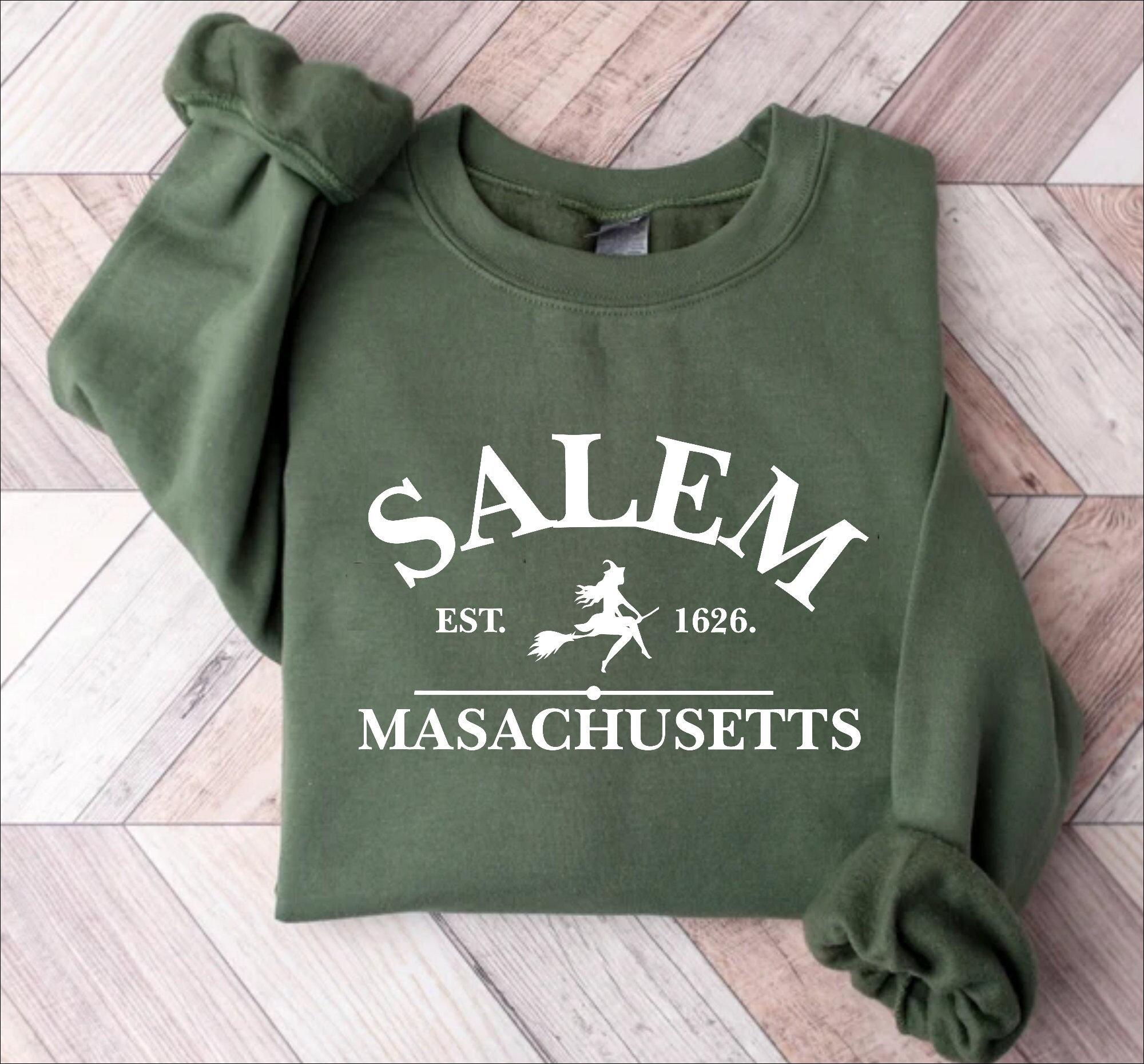 Salem University Sweatshirt, Salewm Shirt, Halloween Sweatshirt, Spooky Seaso, Cute Halloween Tee, Witch Sweatshirt, Vintage Fall Sweater