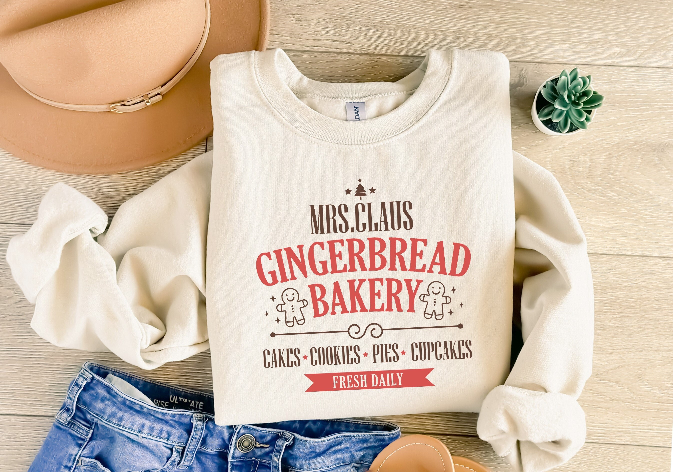 Mrs Claus Gingerbread Christmas Sweatshirt, Christmas Sweat, Christmas, Gingerbread shirt, Womens Christmas Sweater, Christmas sweatshirt