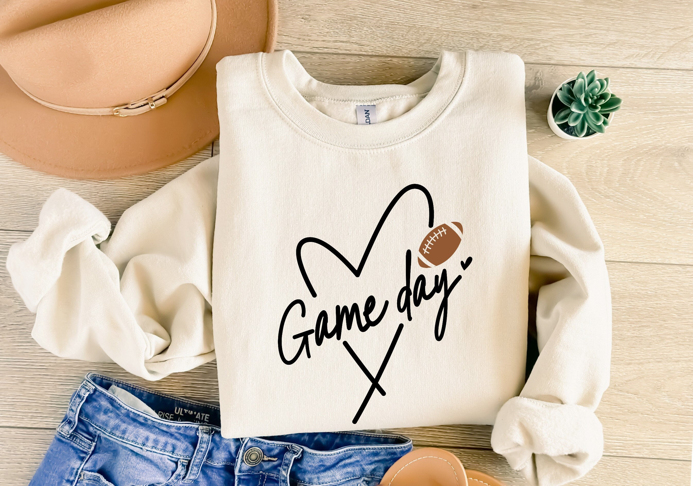 Game day Sweatshirt, Game Day Football Sweatshirt, Football Mom Sweatshirt, Game Day Shirt, Football Sweatshirt, Women Football Shirt