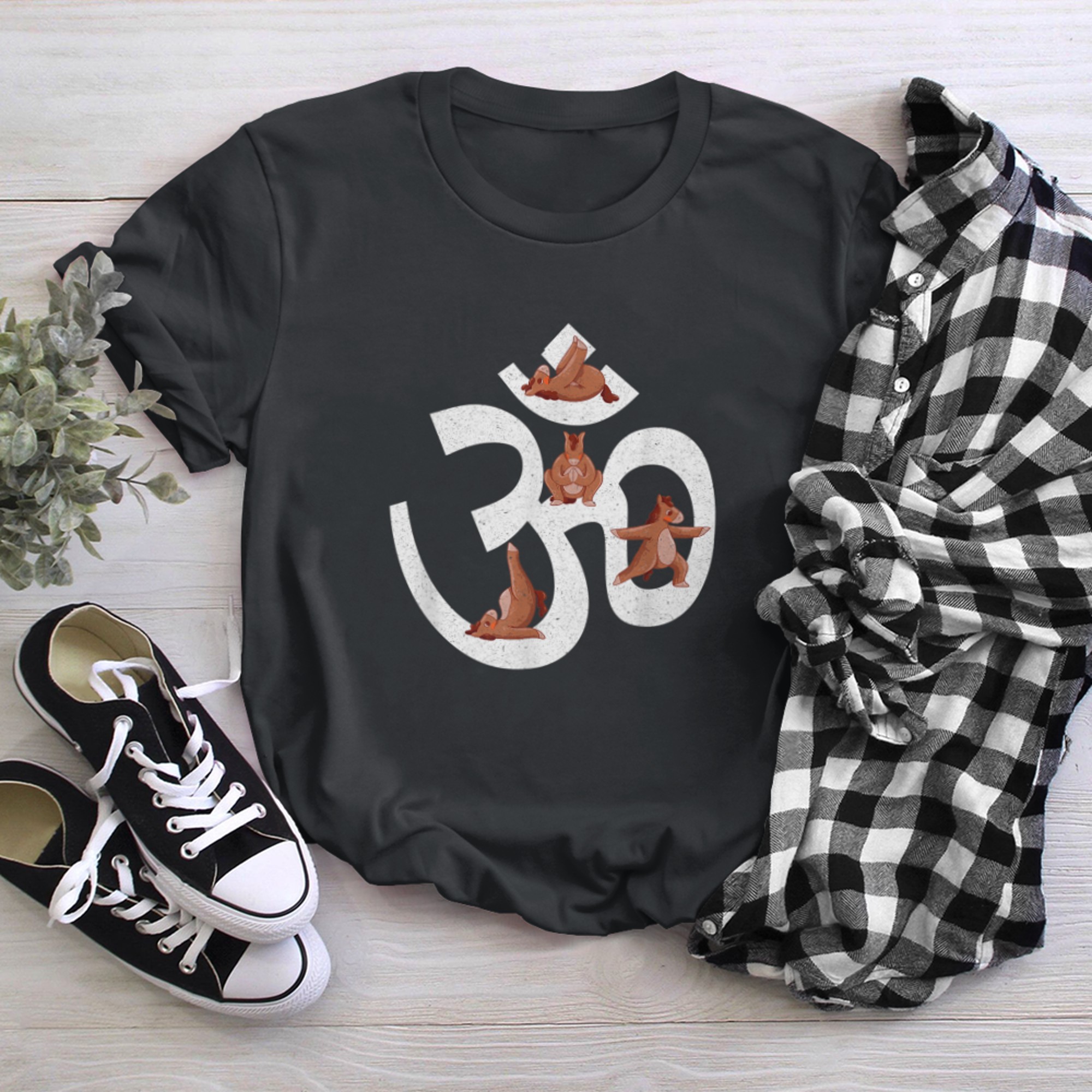 Om symbol yoga horses Aum symbol Meditation Funny Yoga t-shirt black