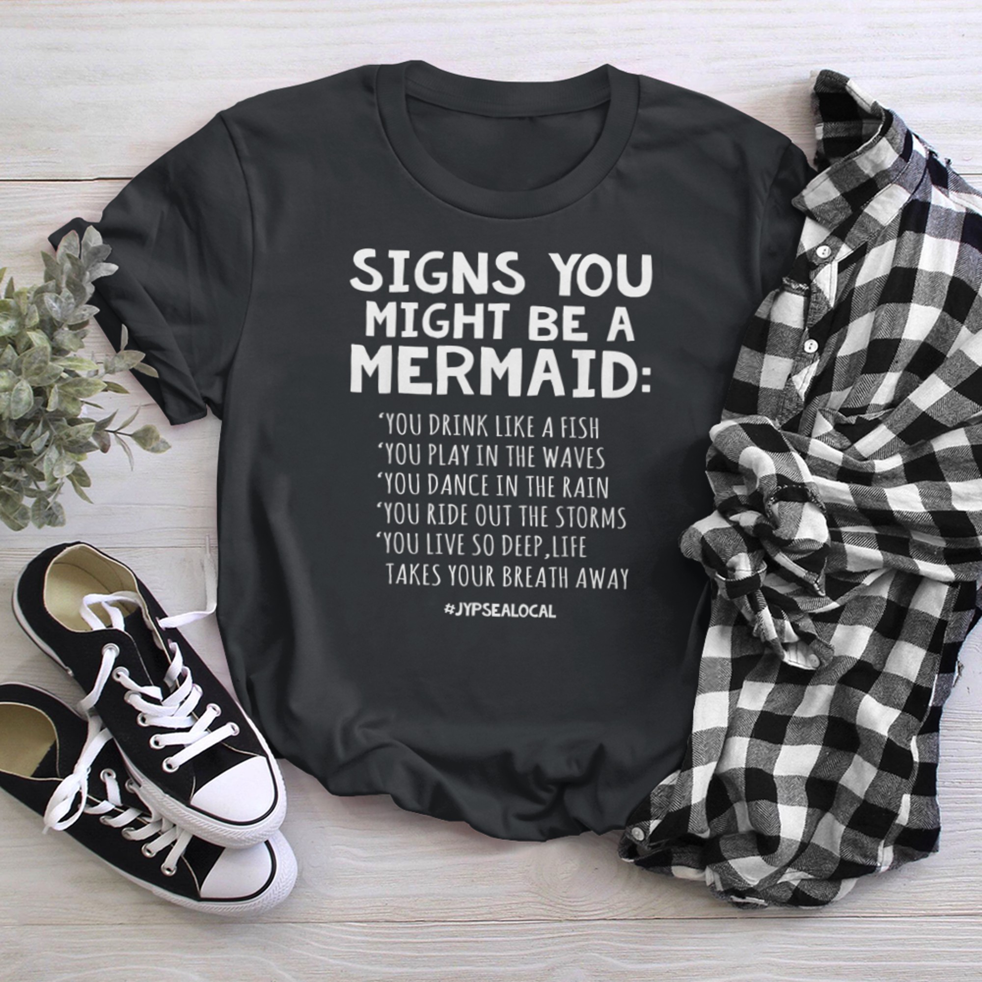 Signs You Might Be A Mermaid You Drink Like A Fish Play Ride t-shirt black