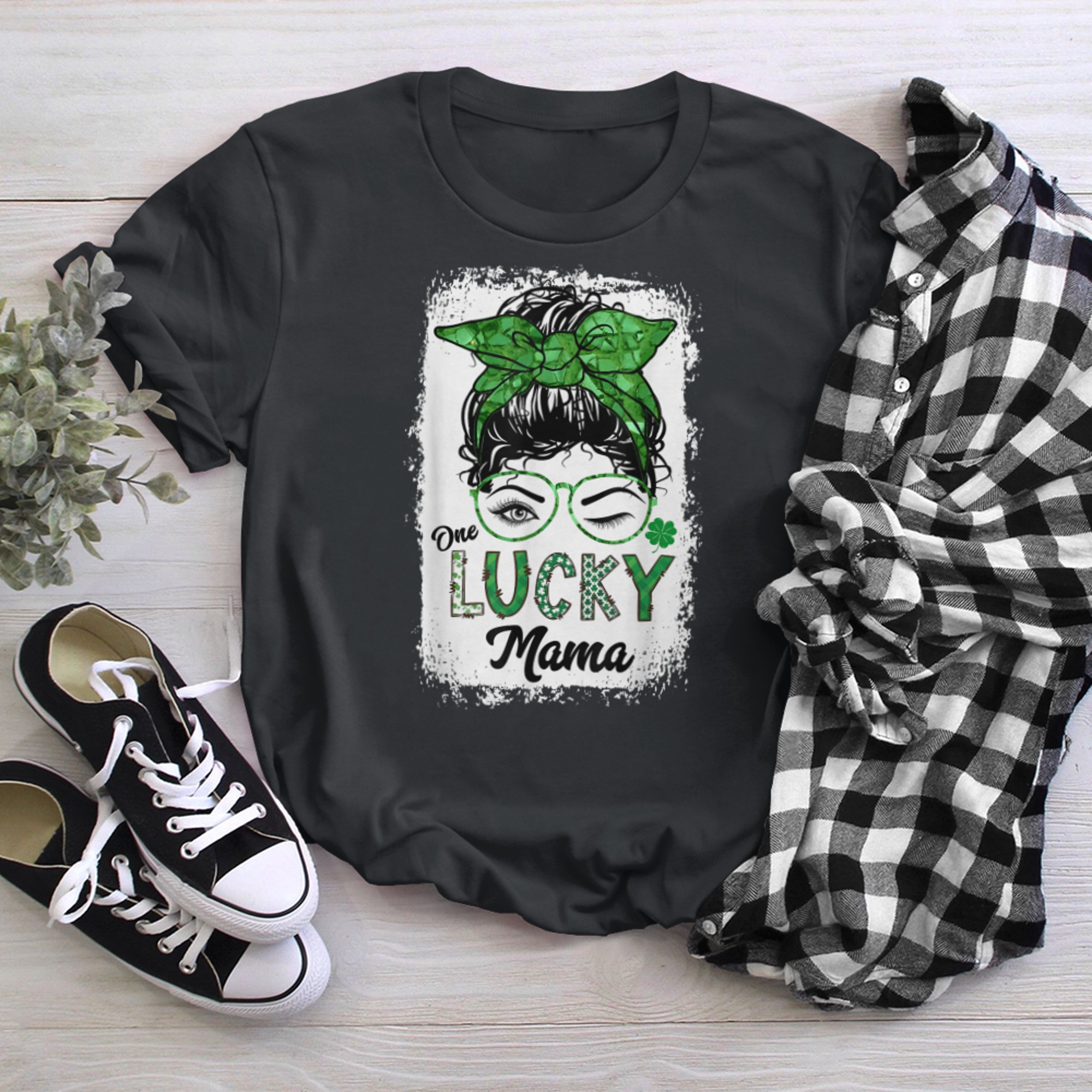 Blea.ched One Lucky Mama Tie Dye Messy Bun St Patricks Day (1) t-shirt black