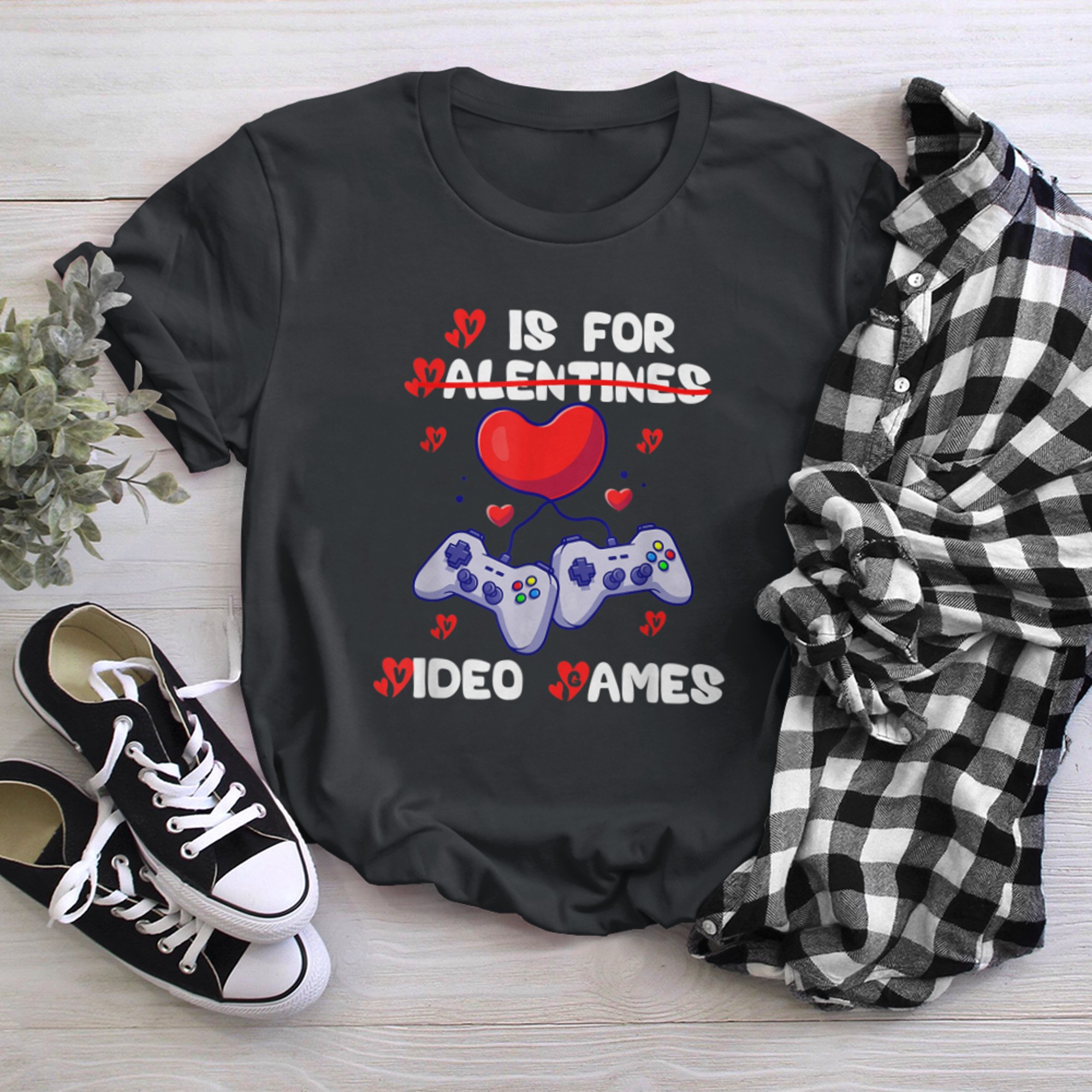 V Is For Video Games Funny Gamer Kids Boys Valentines Day (57) t-shirt black