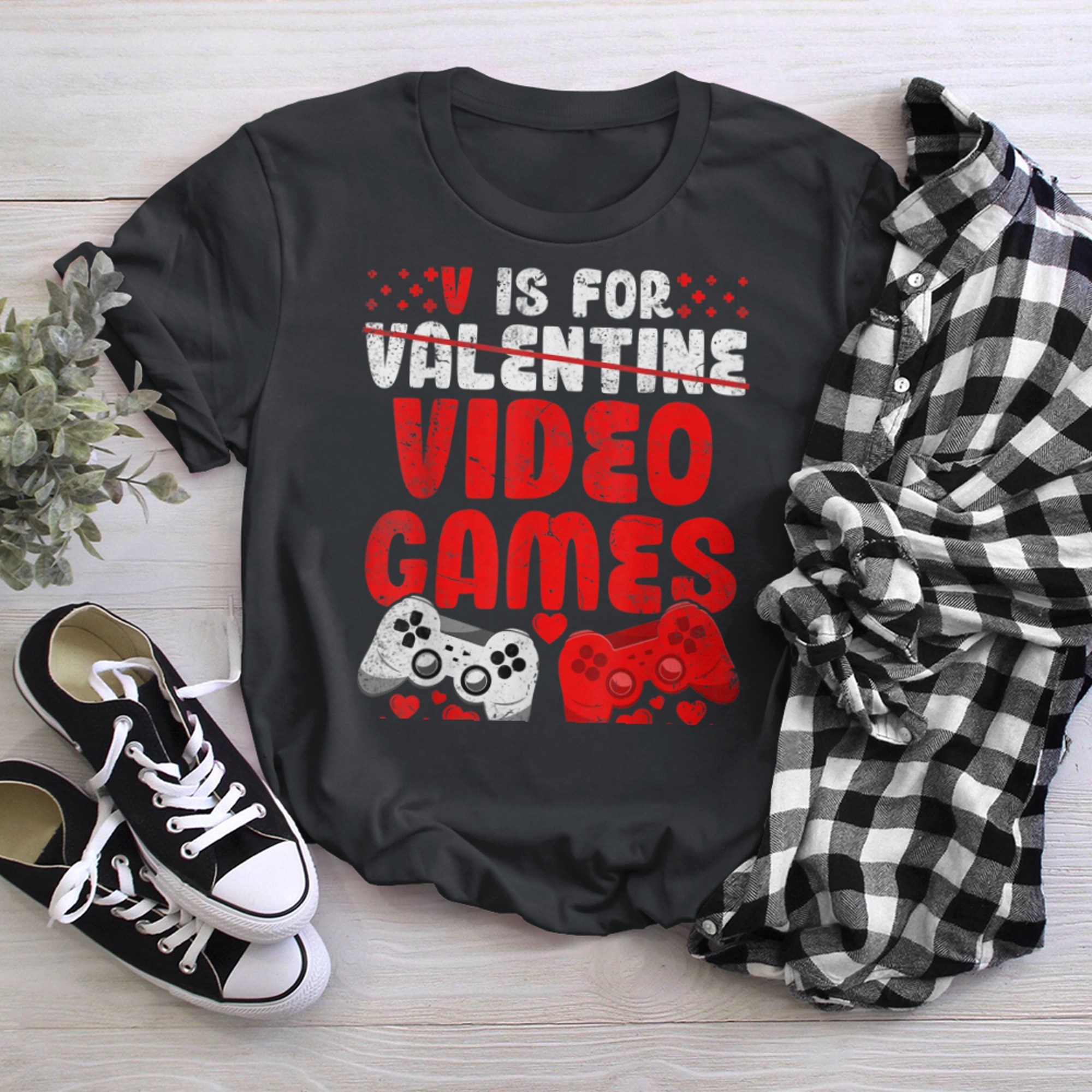 V Is For Video Games Funny Valentines Day Gamer Boy (4) t-shirt black