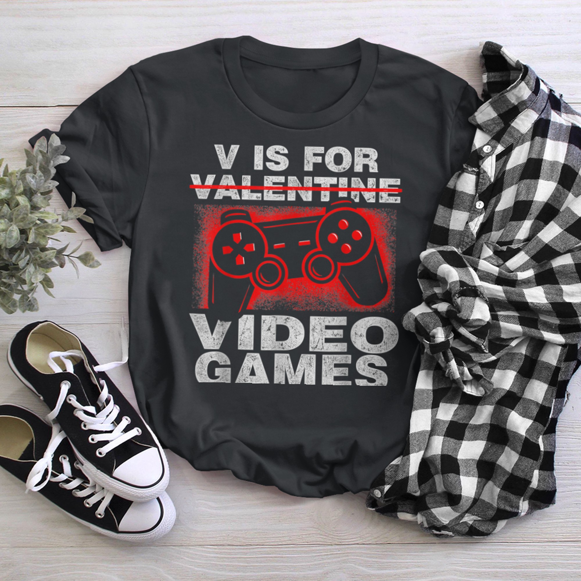 V Is For Video Games Funny Valentines Day Gamer Boy Men - 2023-09-16T114108.245 t-shirt black