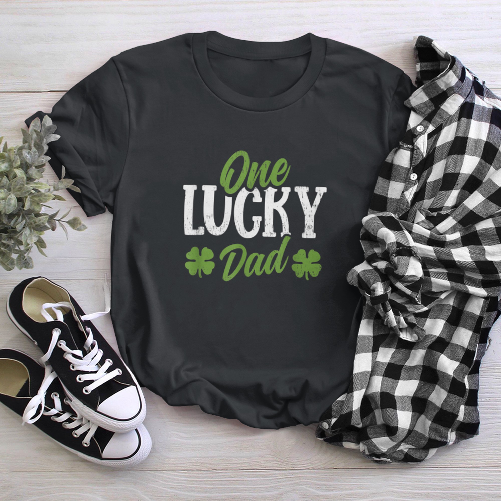 One Lucky Dad - Lucky St Patricks Day t-shirt black