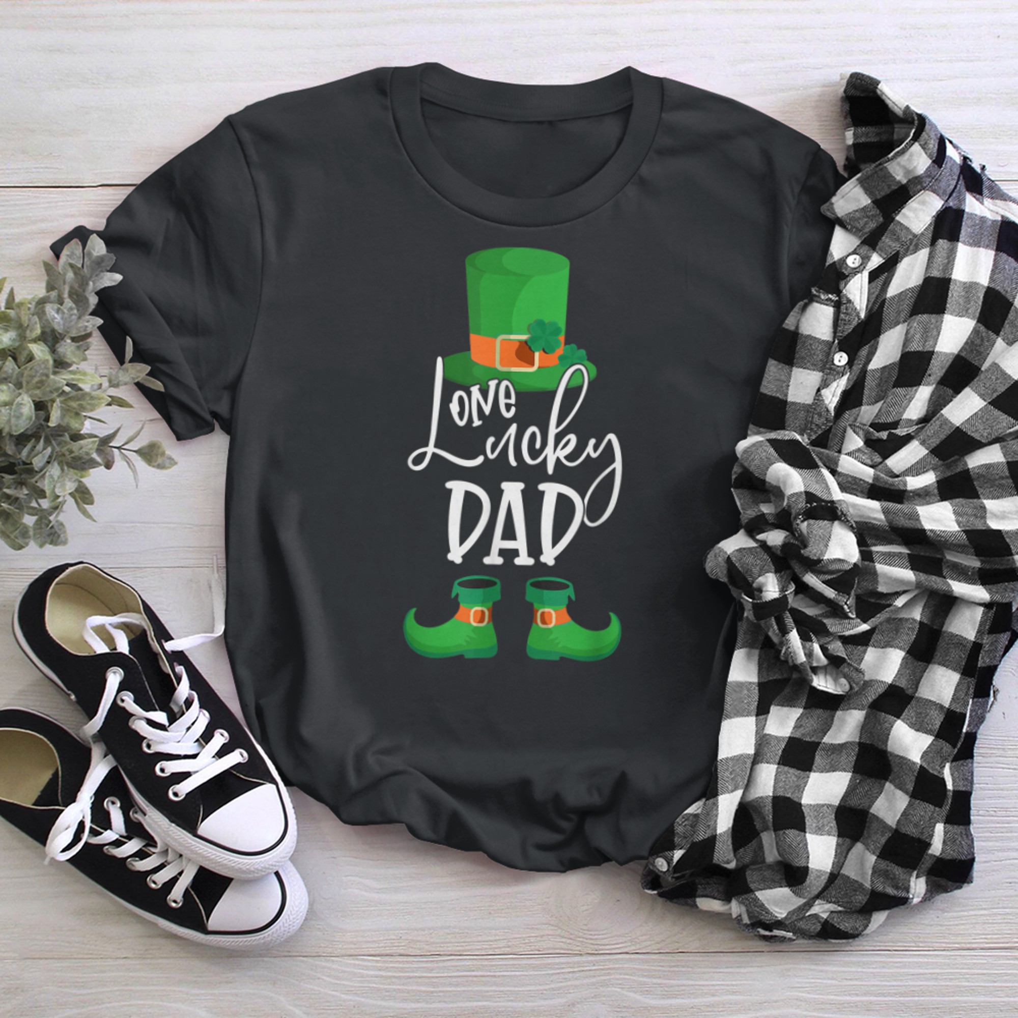 One Lucky Dad Saint Patrick's Day Shamrock Costume t-shirt black