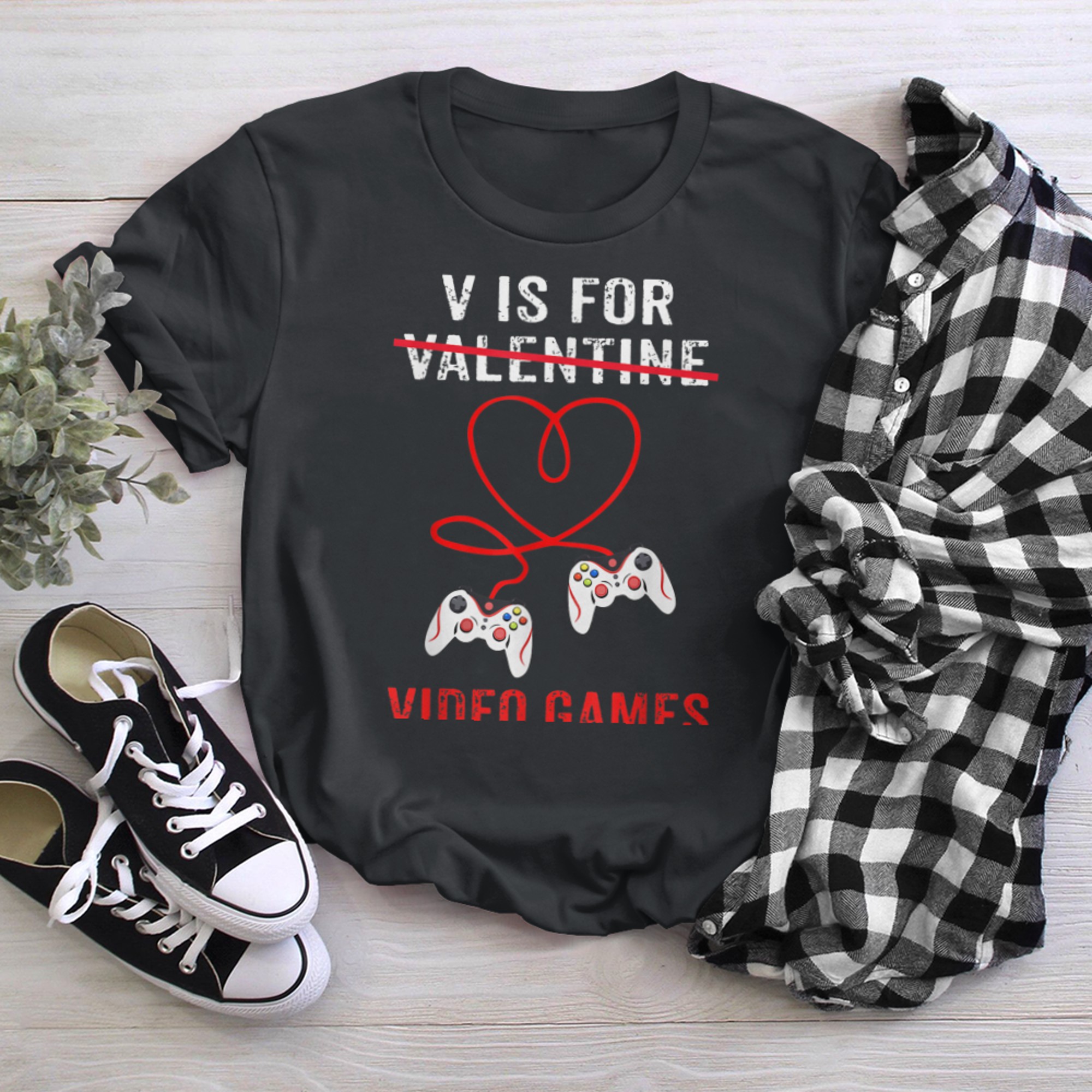 V Is For Video Games Funny Valentines Day Gamer Boy Men - 2023-09-16T114119.728 t-shirt black