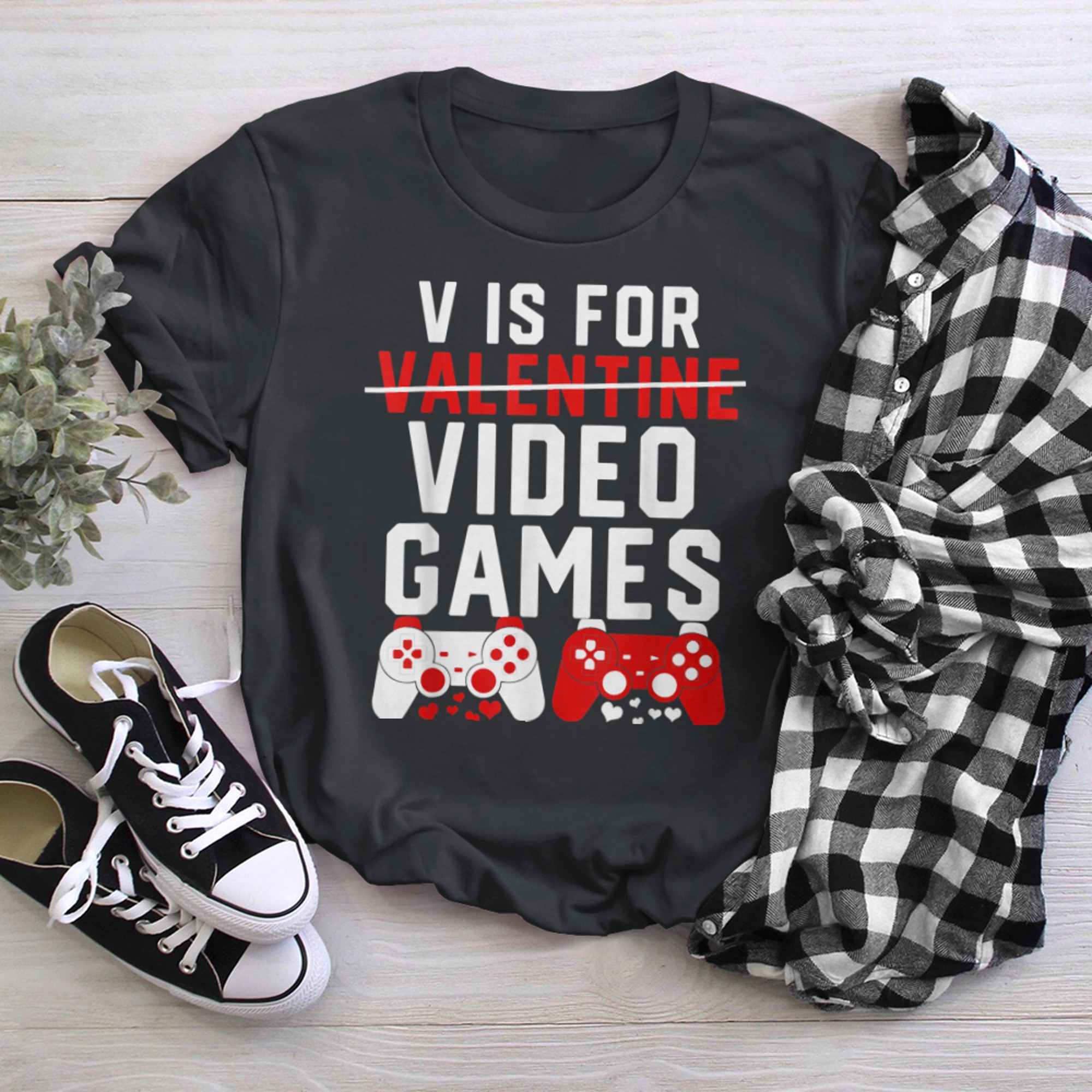 V Is For Video Games Funny Valentines Day Gamer Boy Men - 2023-09-16T114126.191 t-shirt black