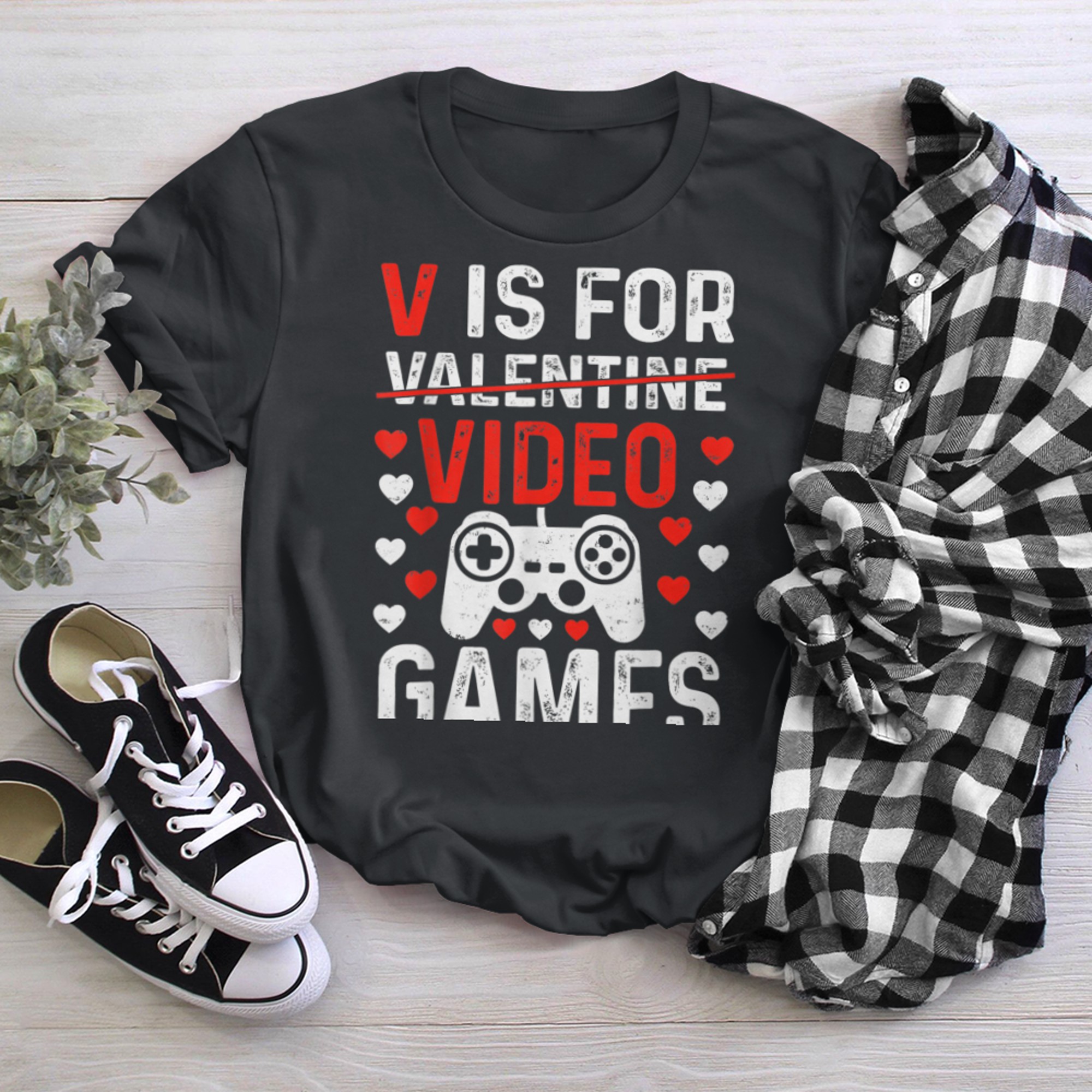 V Is For Video Games Valentines Day Cool Video Gamer Boy Men (4) t-shirt black